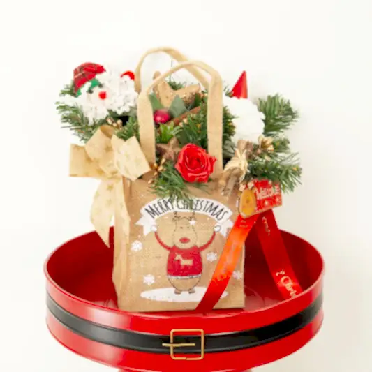 Everlasting Gift | Tinsel & Tartan | Christmas